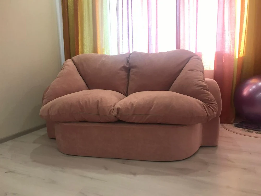 Диван Мартита