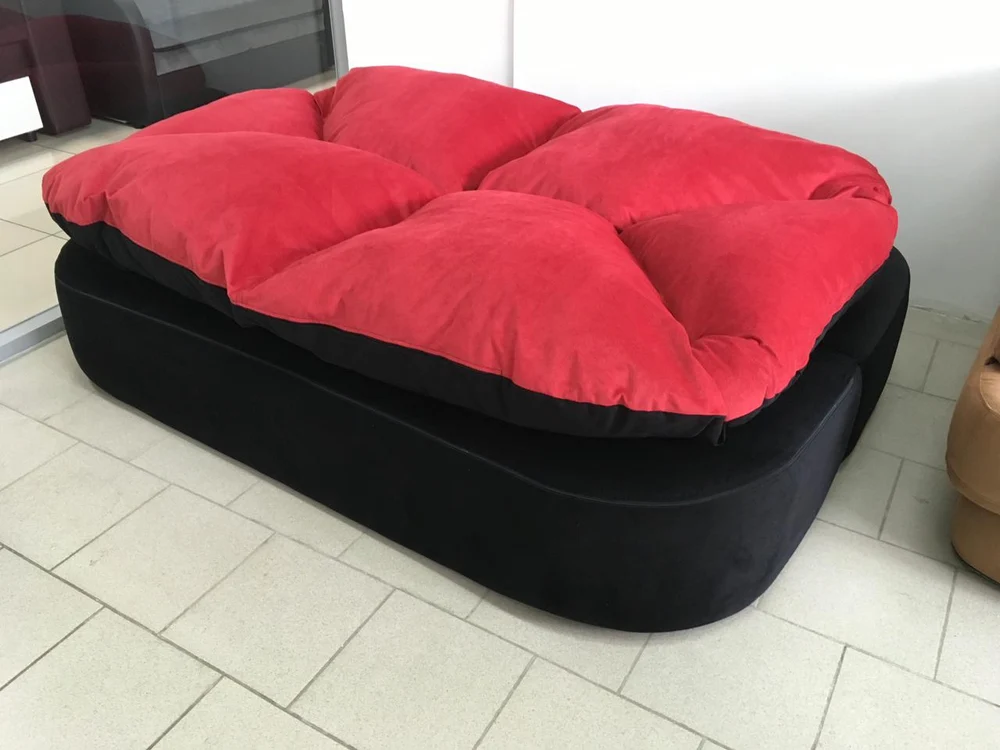 Диван Мартита